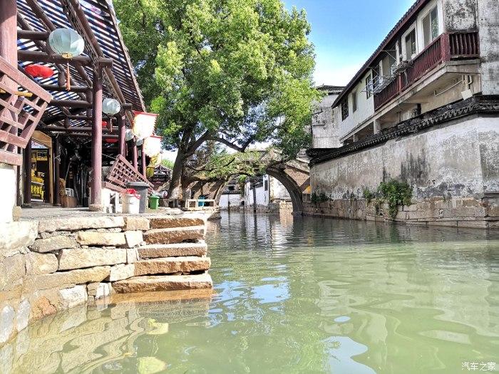 重庆昨日局地积雪深度达8—12厘米 城口黄安坝气温最低-17.1℃